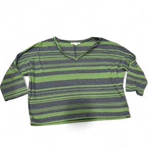 Y2K Cropped Green & Grey Shirt